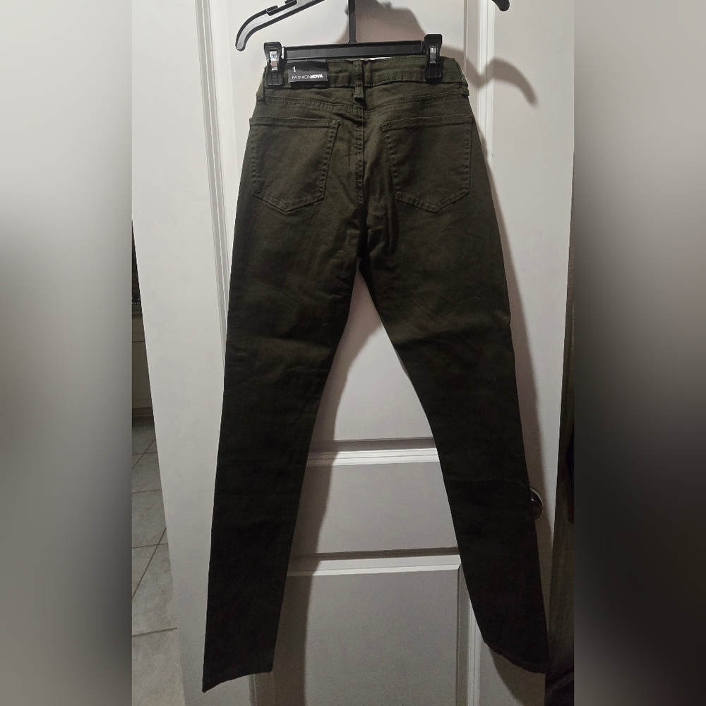 Fashion Nova Olive Skinny Pants